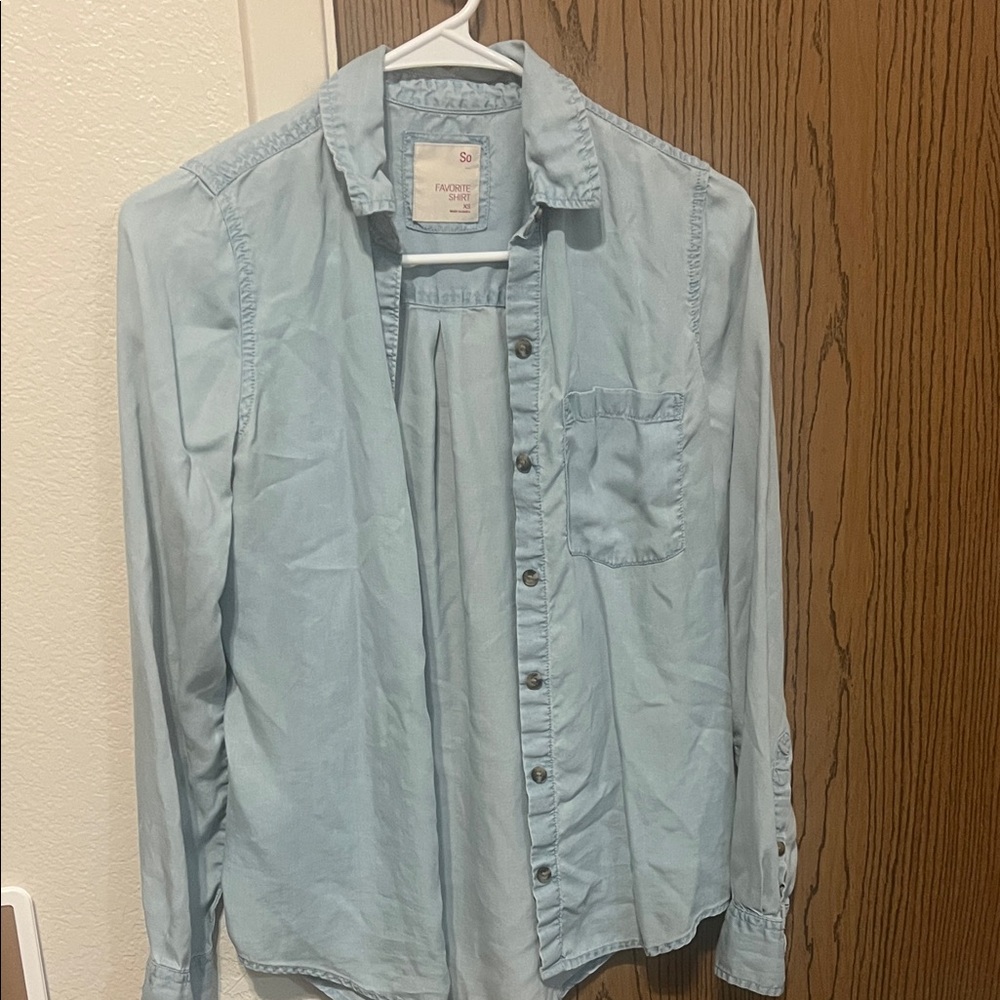 SO Light Blue Chambray Casual Button-Down Shirt